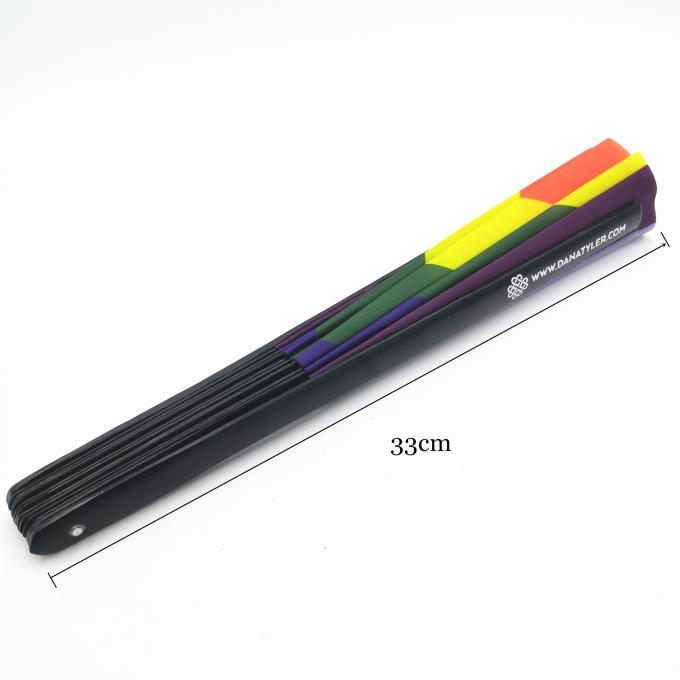 13 ইঞ্চি কাস্টম লোগো ক্ল্যাক ভাঁজ হ্যান্ড ফ্যান বড় ভাঁজ বাঁশ হ্যান্ড ফ্যান ফাঁকা ক্ল্যাকিং বিবাহ এবং নাচের জন্য Sublimation ফ্যান 2