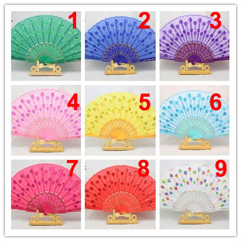 Eco-Friendly Plastic Folding Hand Fan with ROMANCE Style for Promotional Activities in 21cm/23cm/26.5cm/33cm Sizes and 100 Pcs MOQ